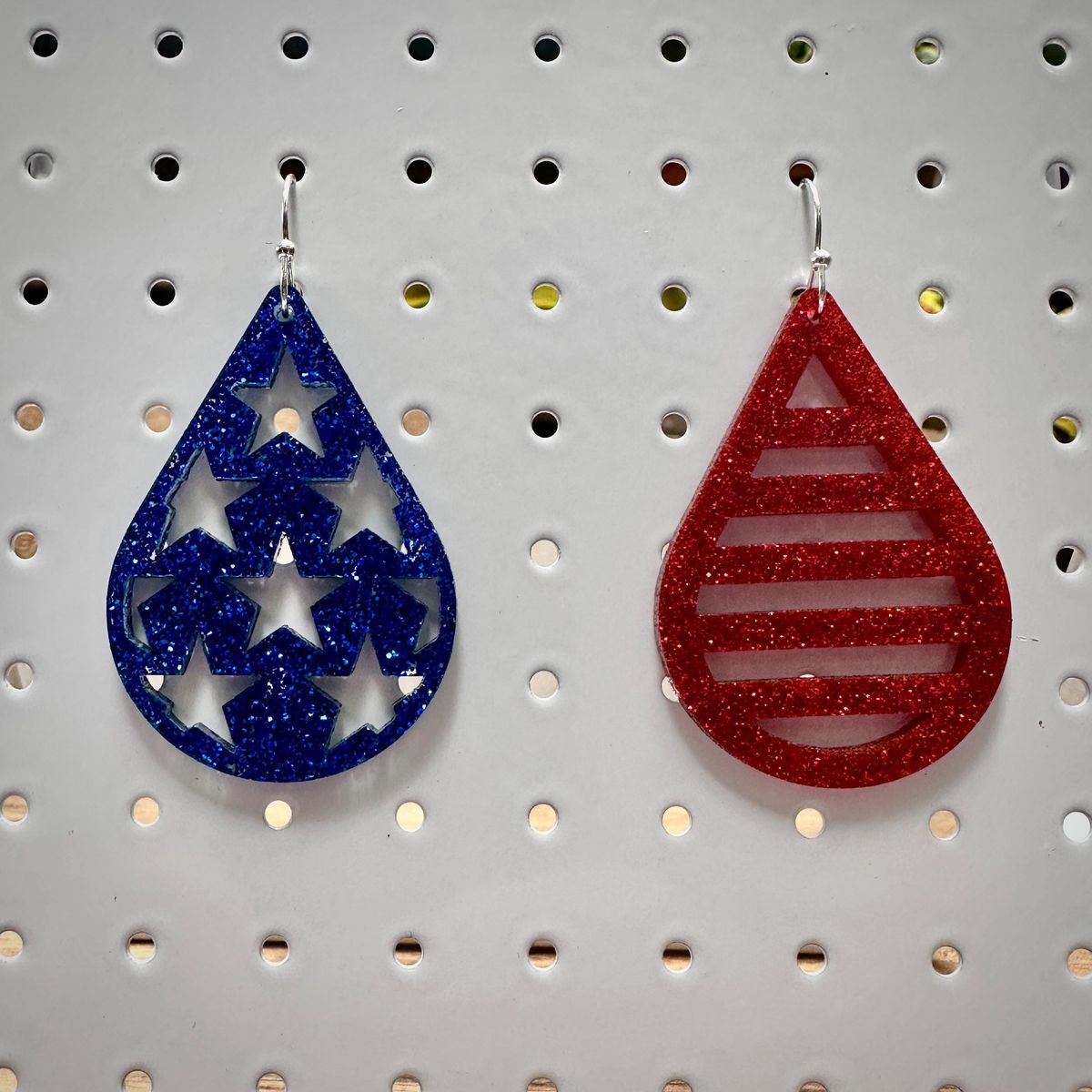 Red & Navy Glitter Teardrop Patriotic Flag Earrings view 3